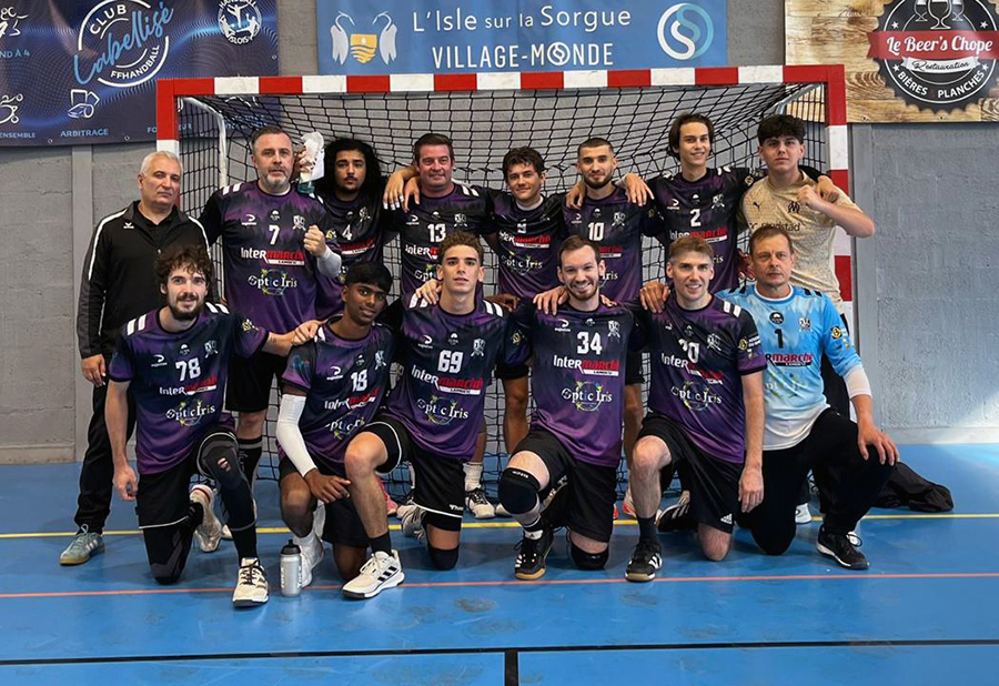 adultesm_2025_10_05_900